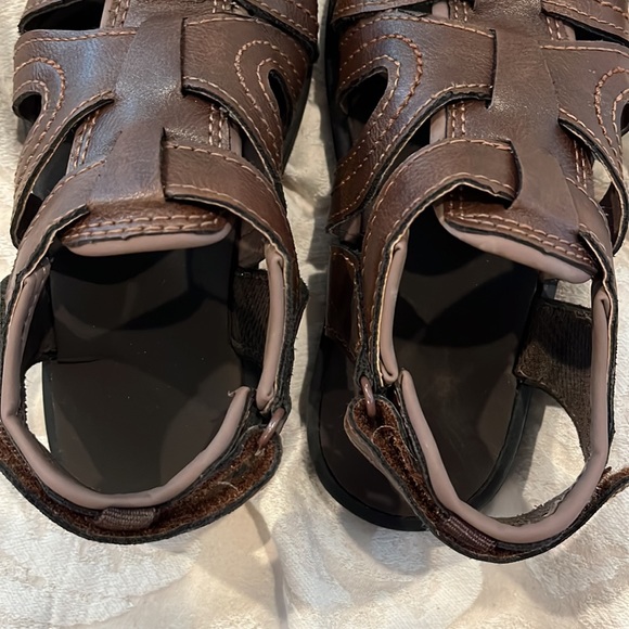 Carters toddler sandals - Picture 3 of 6